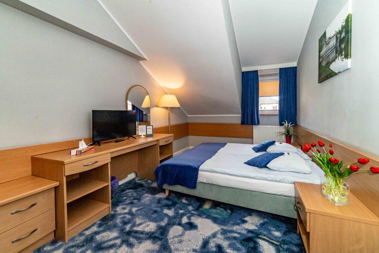 Metropol Hotel Łomża Eksteriør billede